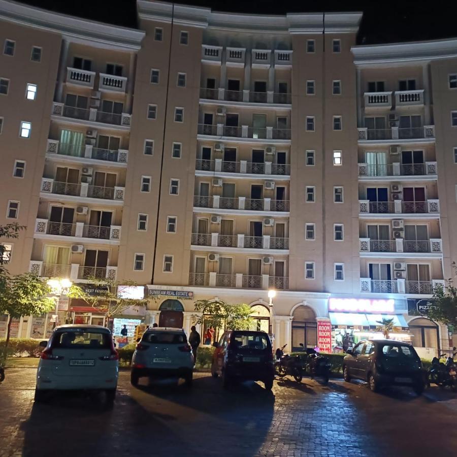 Radhe Radhe Luxury Aavas Hotel